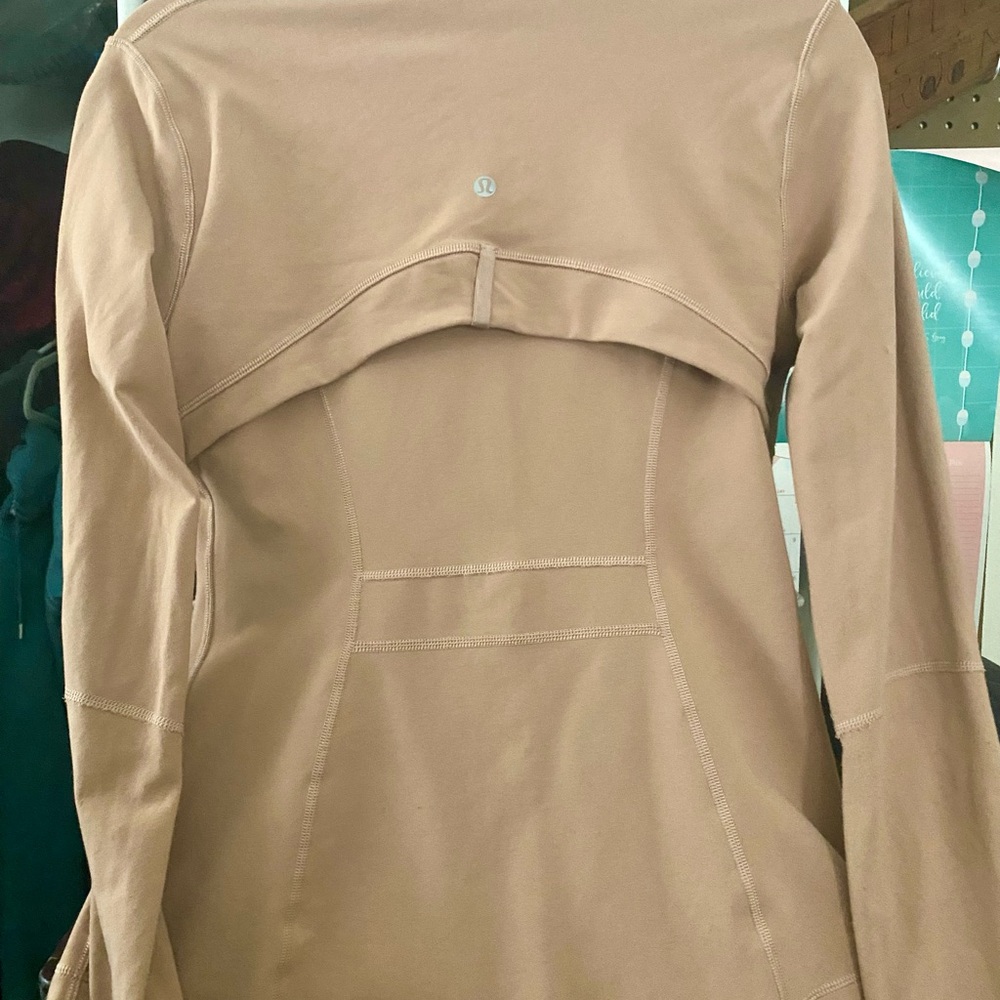 Lululemon Define - image 8